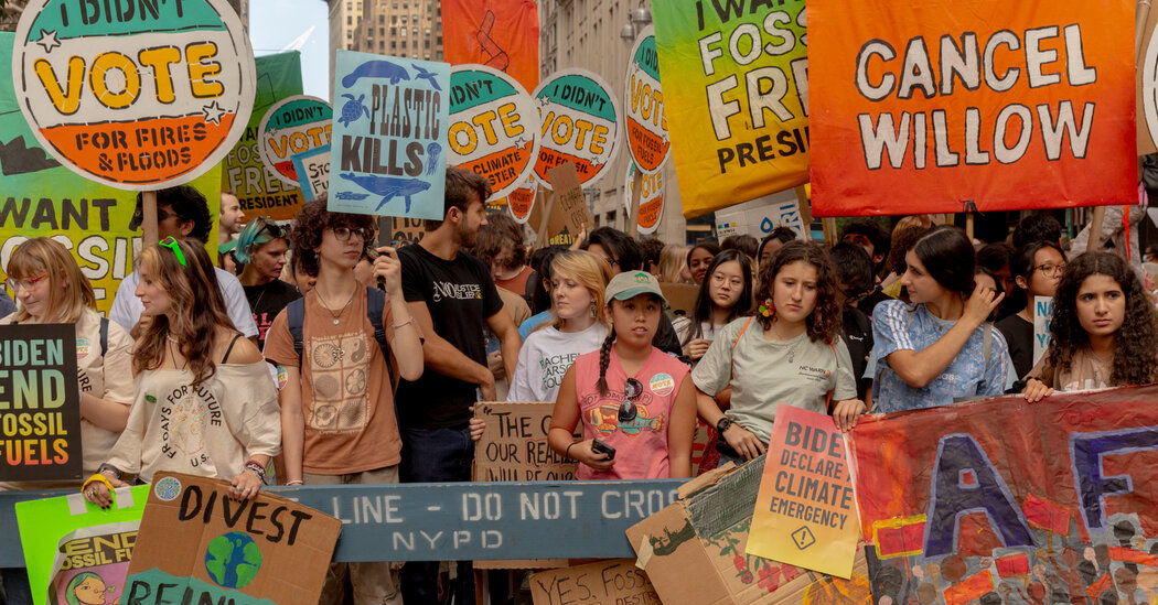 AI Legalese Decoder Empowering Climate Protesters March in New York Instantly Interpret Free: Legalese Decoder - AI Lawyer Translate Legal docs to plain English