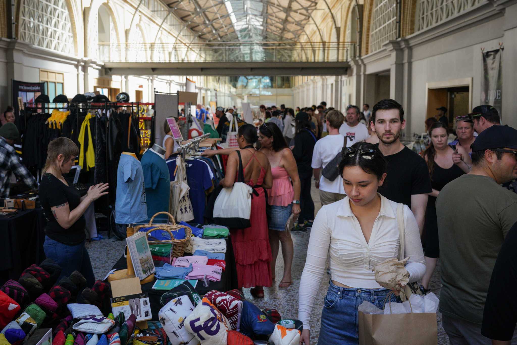 AI Legalese Decoder Empowering SF Small Businesses to Showcase their Instantly Interpret Free: Legalese Decoder - AI Lawyer Translate Legal docs to plain English