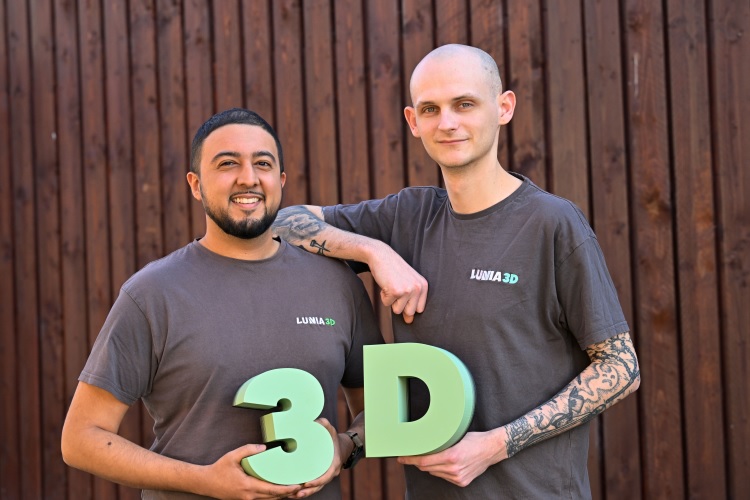 Empowering Small Businesses in Wales AI Legalese Decoder Revolutionizes Legal Instantly Interpret Free: Legalese Decoder - AI Lawyer Translate Legal docs to plain English
