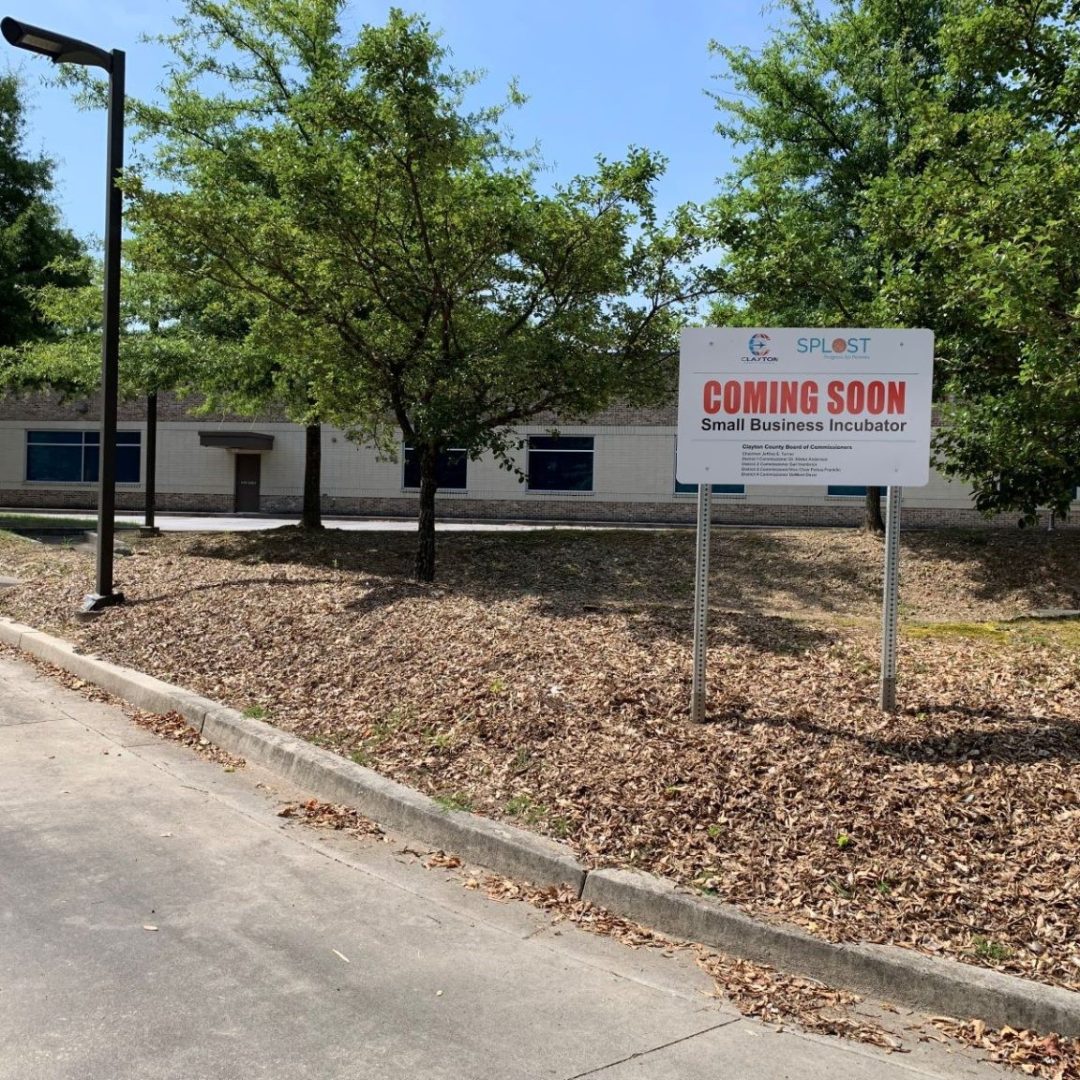 SmallBizInc2 1600x1200 1536x1152 1 Instantly Interpret Free: Legalese Decoder - AI Lawyer Translate Legal docs to plain English