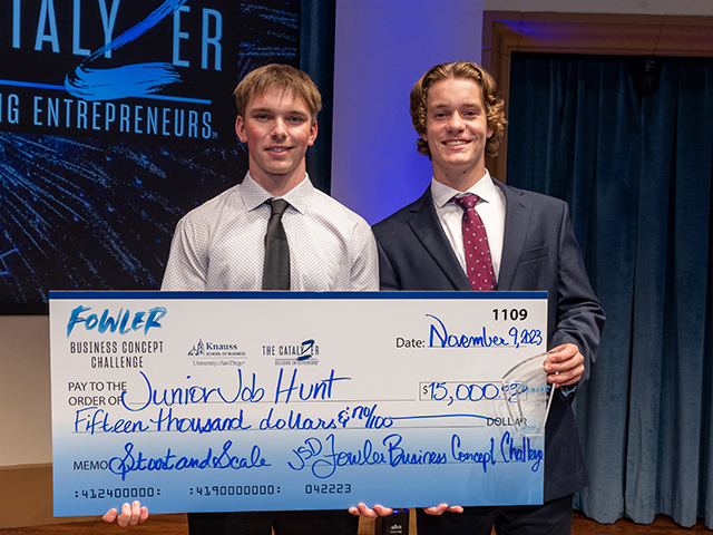 Fowler Business Concept Challenge Winner Uses AI Legalese Decoder to Instantly Interpret Free: Legalese Decoder - AI Lawyer Translate Legal docs to plain English