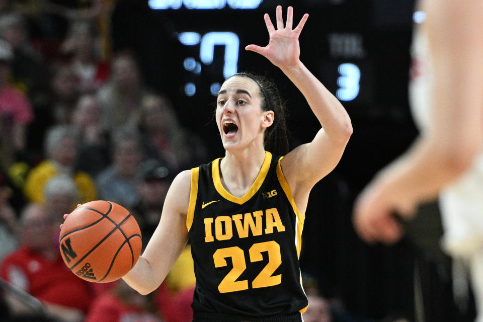 LINCOLN, NEBRASKA - FEBRUARY 11: Caitlin Clark #22 of the Iowa Hawkeyes calls a play against the Nebraska Cornhuskers in the second half at Pinnacle Bank Arena on February 11, 2024 in Lincoln, Nebraska. (Photo by Steven Branscombe/Getty Images)