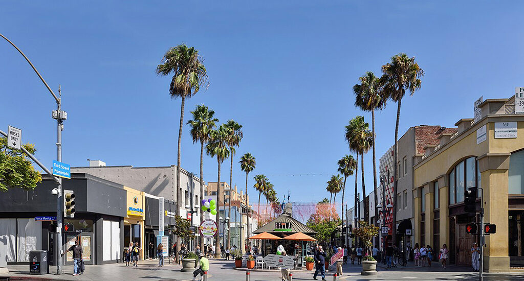 AI Legalese Decoder Simplifying Business Tax Changes to Support Small Instantly Interpret Free: Legalese Decoder - AI Lawyer Translate Legal docs to plain English