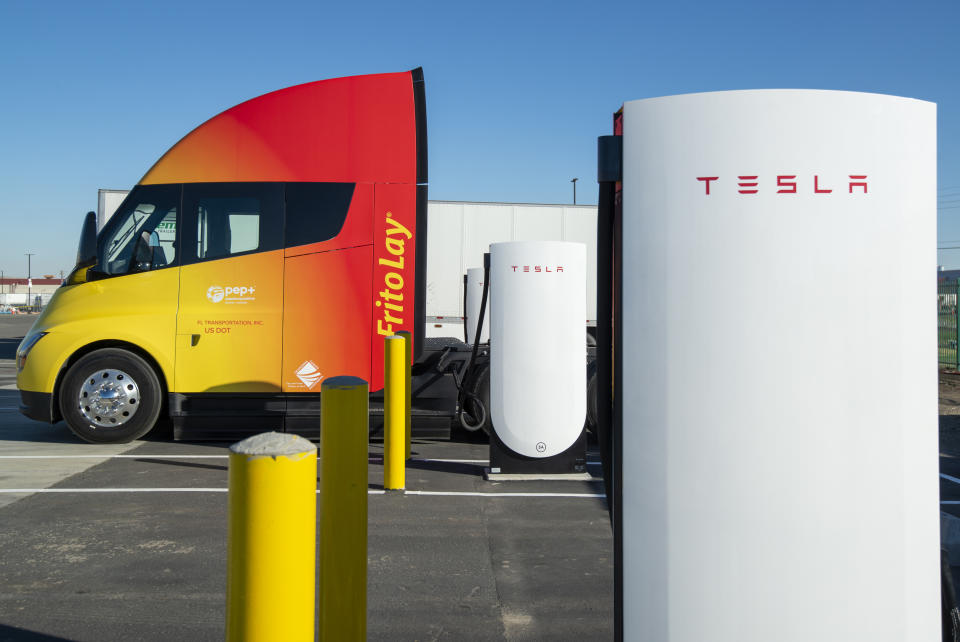 Tesla Semi at Frito-Lay Facility in Modesto, CA