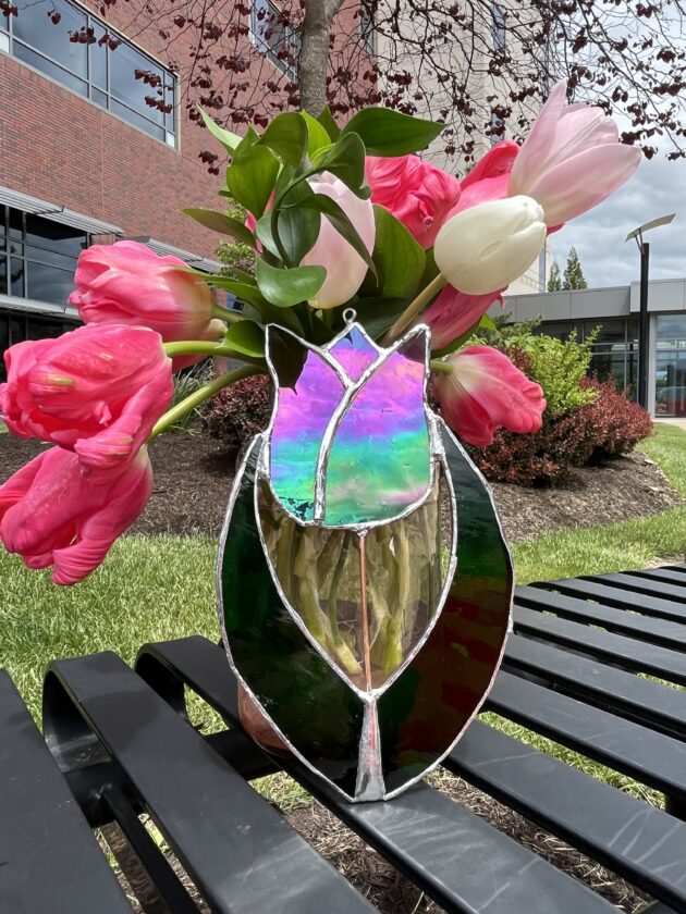 Handcrafted Stained Glass Tulip Instantly Interpret Free: Legalese Decoder - AI Lawyer Translate Legal docs to plain English