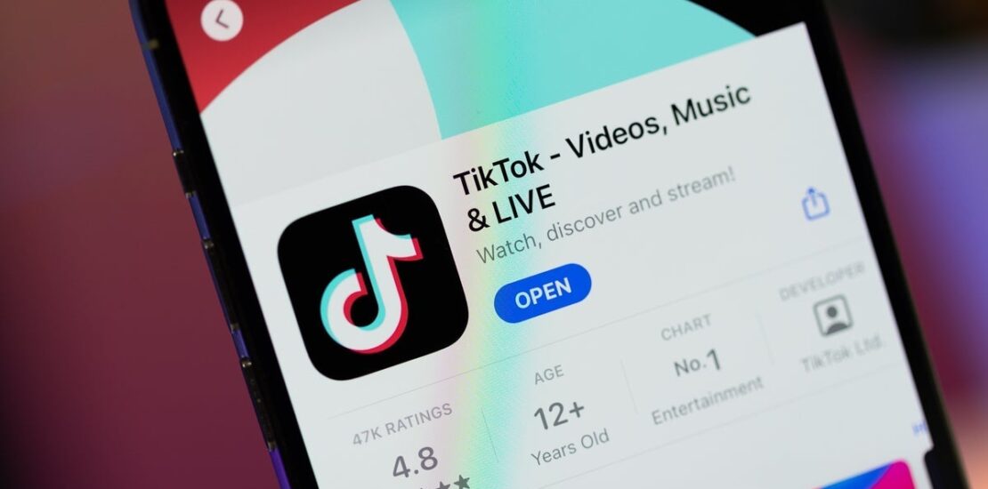 How AI Legalese Decoder Can Unravel the TikTok Bans Impact Instantly Interpret Free: Legalese Decoder - AI Lawyer Translate Legal docs to plain English