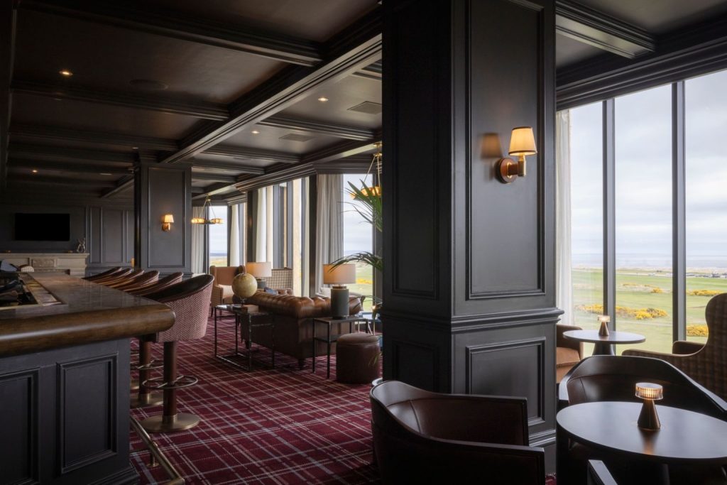 The New-Look Road Hole Bar