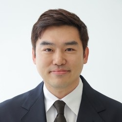 Professor Jongse Park