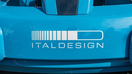 JA shutterstock 2565761877 Instantly Interpret Free: Legalese Decoder - AI Lawyer Translate Legal docs to plain English