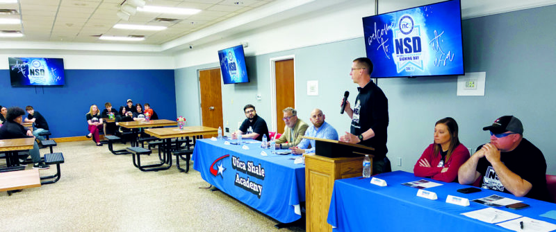 Business Leader Shares Insights as Shale Academy Teens Set Goals Instantly Interpret Free: Legalese Decoder - AI Lawyer Translate Legal docs to plain English
