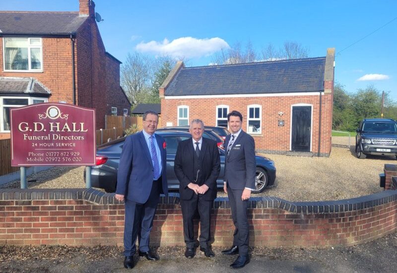 Exploring Economic Growth in the East Midlands Business Sector Instantly Interpret Free: Legalese Decoder - AI Lawyer Translate Legal docs to plain English