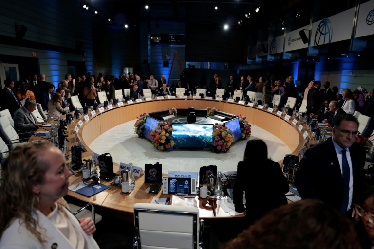 IMF and World Bank Discuss Restoring Relations with Venezuela Instantly Interpret Free: Legalese Decoder - AI Lawyer Translate Legal docs to plain English