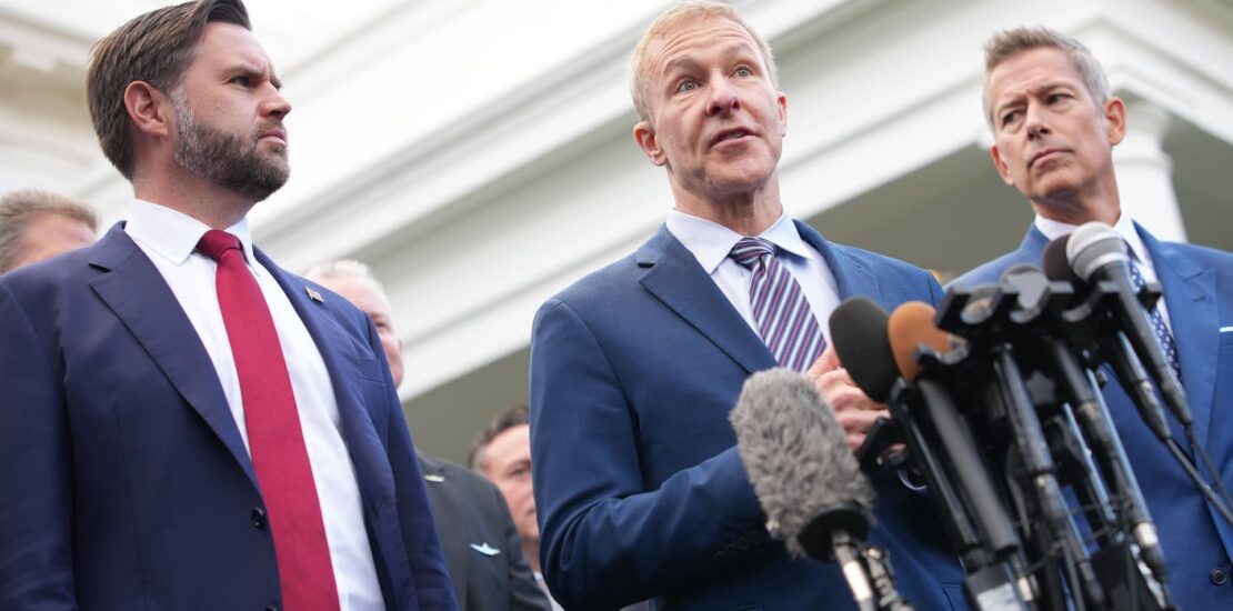 United CEO Proposed Merger Idea to White House Last Fall Instantly Interpret Free: Legalese Decoder - AI Lawyer Translate Legal docs to plain English