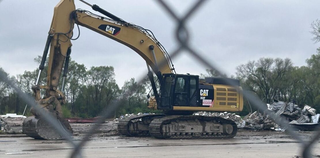 Wesley Willows Demolishes Historic Goldie Floberg Building Instantly Interpret Free: Legalese Decoder - AI Lawyer Translate Legal docs to plain English