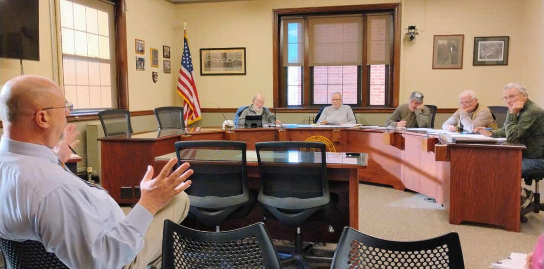 Athol Finance Committee Supports Passing 30 of 34 Town Meeting Instantly Interpret Free: Legalese Decoder - AI Lawyer Translate Legal docs to plain English