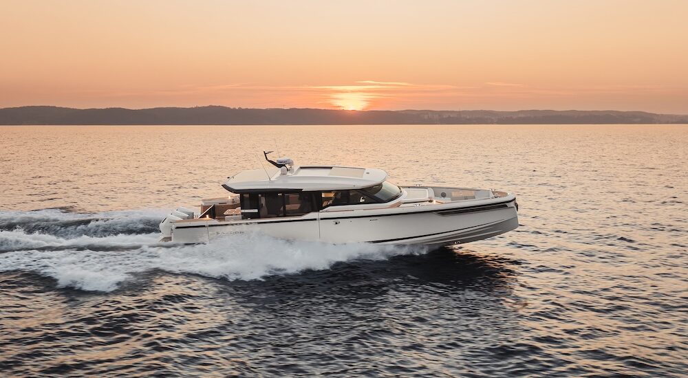Saxdor 460 GTC Takes Top Honors at 2026 Yacht Style Instantly Interpret Free: Legalese Decoder - AI Lawyer Translate Legal docs to plain English