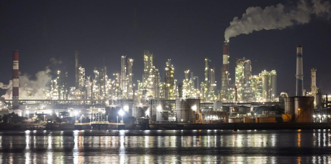 US Steps Up as Oil Supplier Amid Rising Hormuz Disruptions Instantly Interpret Free: Legalese Decoder - AI Lawyer Translate Legal docs to plain English
