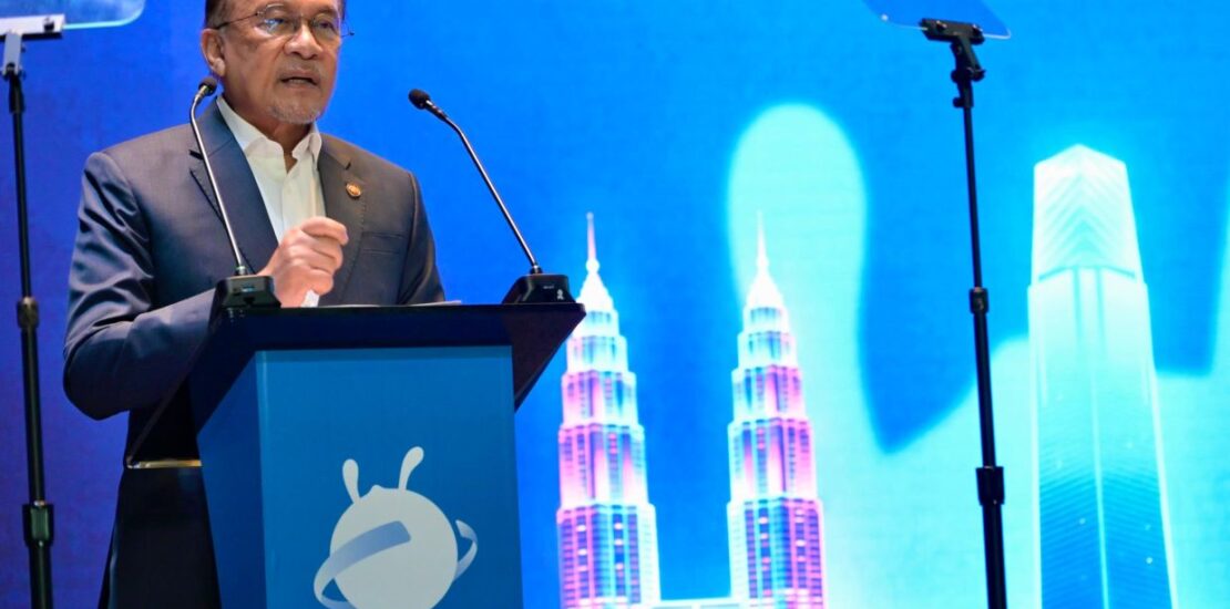 Anwar Advocates for People Centric Progress through Technology and Finance Instantly Interpret Free: Legalese Decoder - AI Lawyer Translate Legal docs to plain English