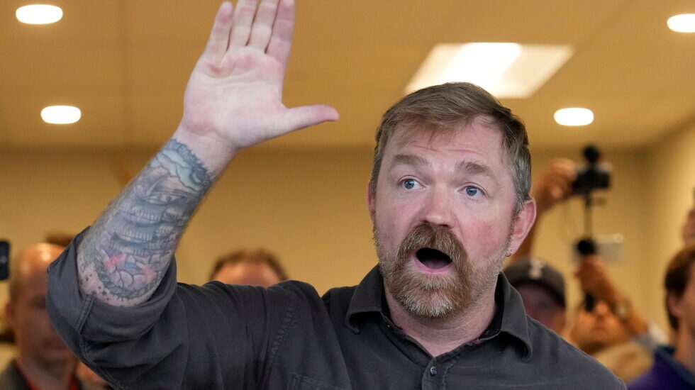 Graham Platner Answers Key Questions at Portland Senate Event.com2F342F092Fceee02b0e09aa5217d77b9f8f52a2F7949ab9c69074ad28be6 Instantly Interpret Free: Legalese Decoder - AI Lawyer Translate Legal docs to plain English