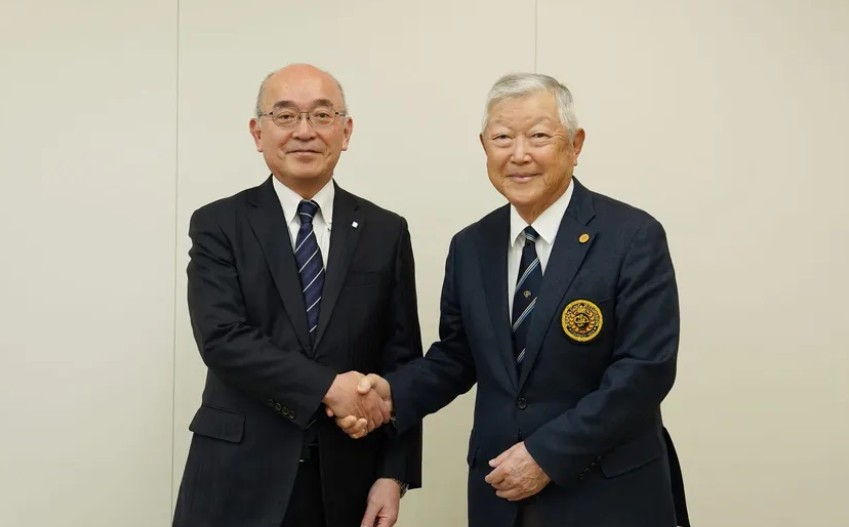 Japan Golf Association Lands New Sponsorship Deal for Growth Instantly Interpret Free: Legalese Decoder - AI Lawyer Translate Legal docs to plain English