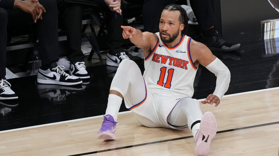 Knicks Rally Late to Steal Game 1 Victory Over Spurs.com2Ff72Fea2F91ed6f47ab475a5ad62fa9f662fe2F2c4831060daa45268724 Instantly Interpret Free: Legalese Decoder - AI Lawyer Translate Legal docs to plain English