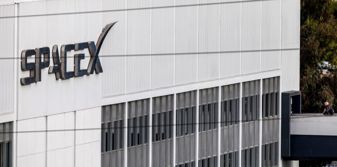 SpaceX Sets IPO Price at 135 for Record Stock Market Instantly Interpret Free: Legalese Decoder - AI Lawyer Translate Legal docs to plain English