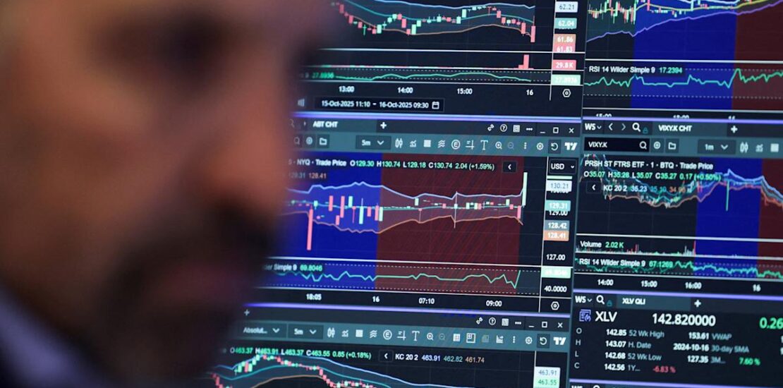 Stock Market Update Dow SP 500 and Nasdaq React to Instantly Interpret Free: Legalese Decoder - AI Lawyer Translate Legal docs to plain English