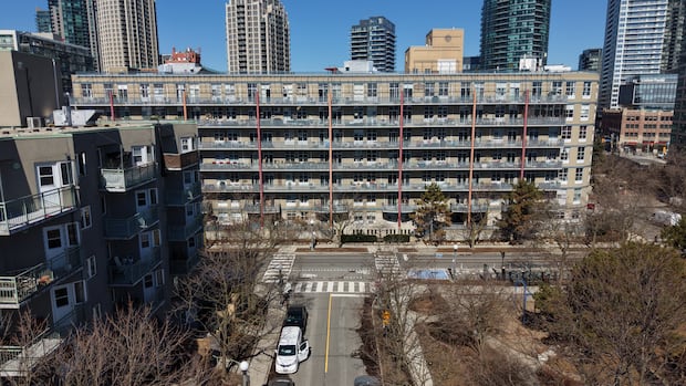 Tenants Must Pay Half of Rent to Address Other Complaints Instantly Interpret Free: Legalese Decoder - AI Lawyer Translate Legal docs to plain English
